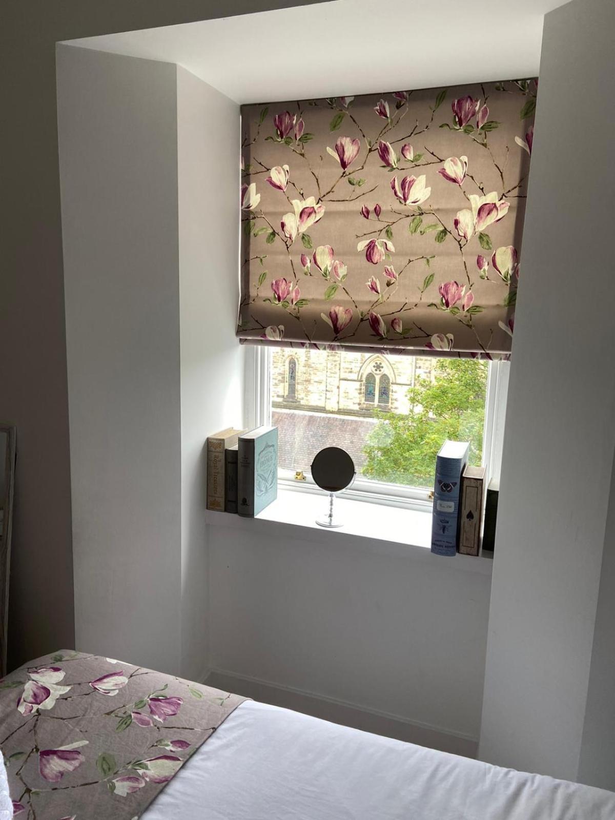 Apartment St Martin's View, 17 Easby Hall, 2 Bedroom, 2 Bathroom With Free Private Parking *